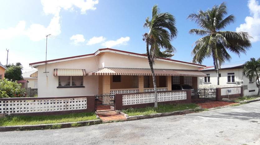 House for Sale – Ealing Park Christ Church Barbados